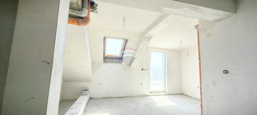 Мезонет за продажба, кв.Погреби