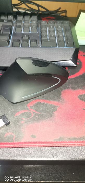 mouse ergonomic ,2.4 g wirelles model jelly comb