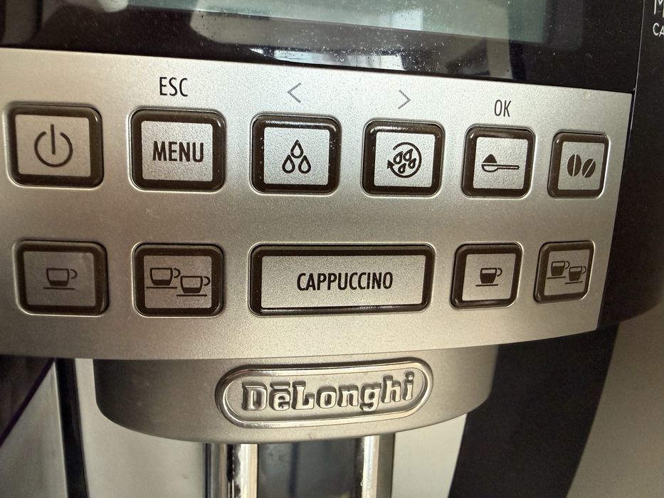 Продам кофемашину DeLonghi