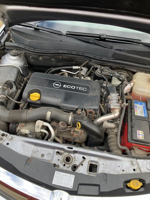 Vand Opel Astra H intretinut - facelift 125 cai