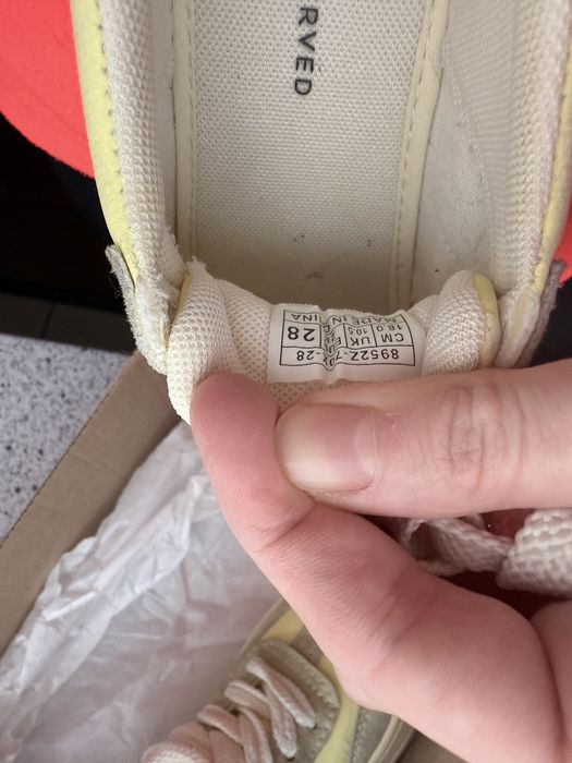 Papuci  Reserved marime 28