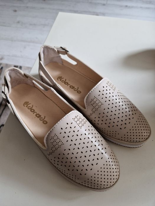 Дамски обувки , боти и ботуши