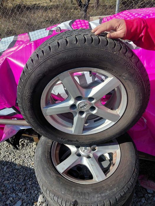 Лети джанти с нови зимни гуми за Nissan Qashkai 215 65 16