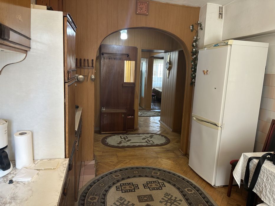 Apartament – Focșani, Ceasu' Rău, Centru - Vedere 2