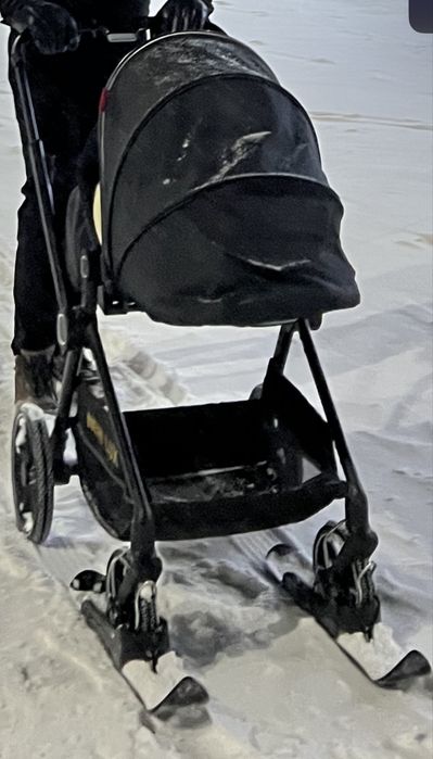 Продам лыжи для коляски
