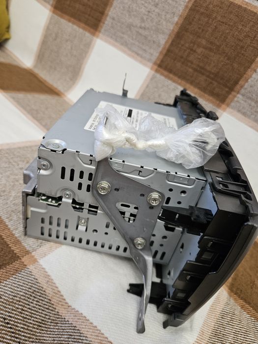 Монитор штатный Авенсис