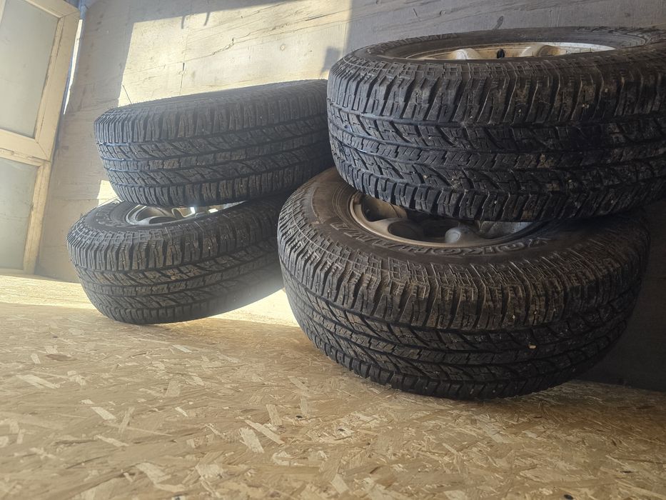 Диск + покришка 265/70/15 4шт 270000