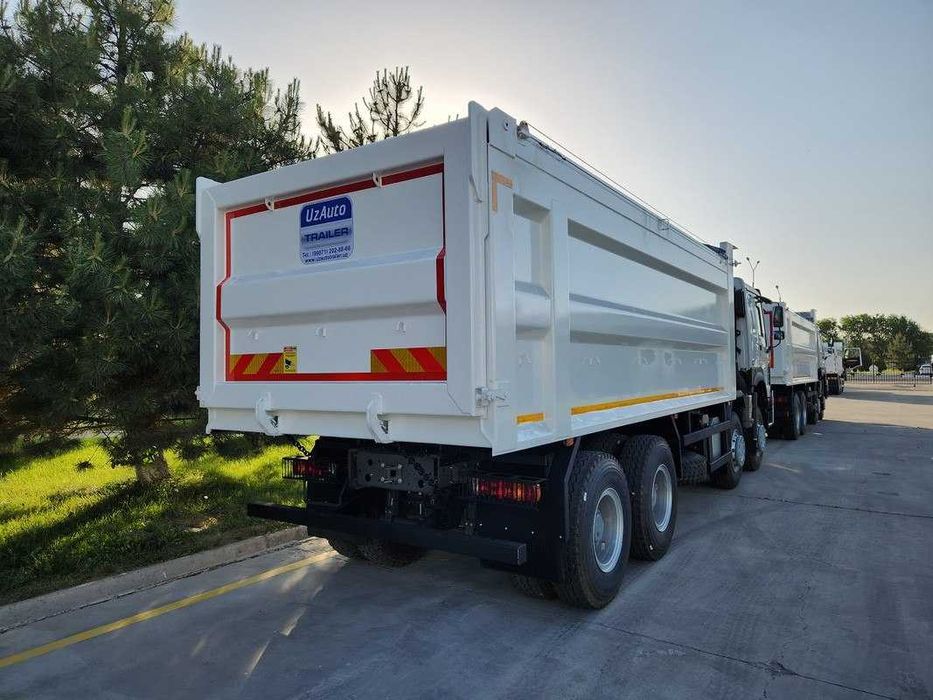 Автосамосвал Howo 8x4 CNG - 31 тн.