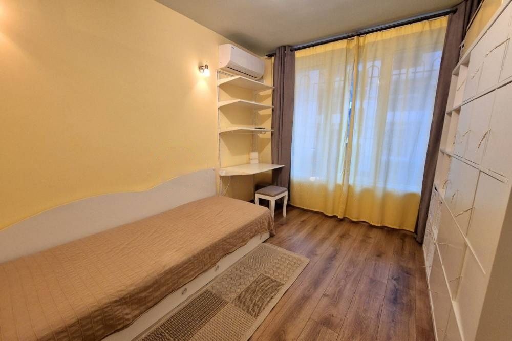 Дава се под наем Тристаен апартамент в Варна, Завод Дружба - 50 кв.м за 408 € - Снимка #4