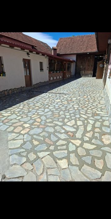 Pavaje din piatră naturală 100%