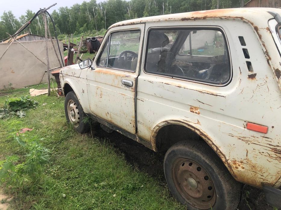 Продам ниву на ходу