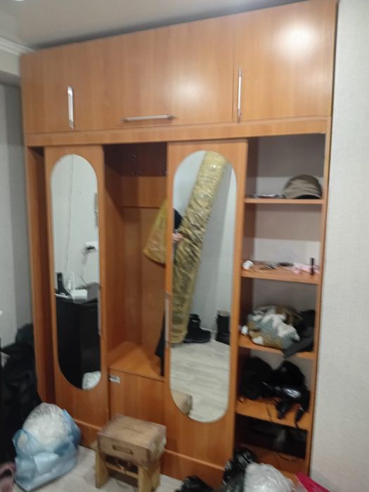 Продам шкаф, прихожая