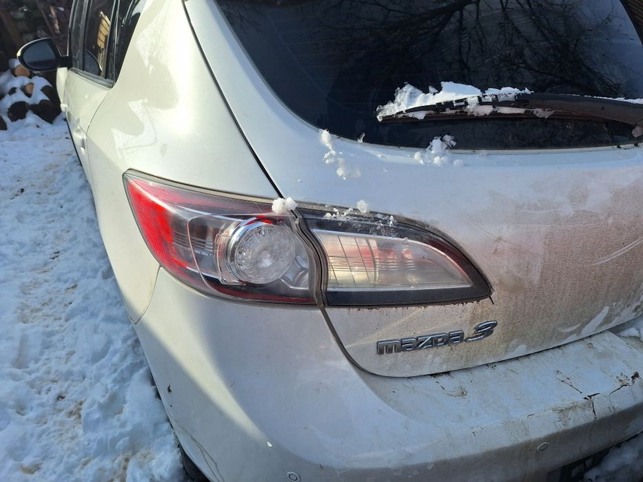 Dezmembrari Mazda 3 2.2 diesel an 2012