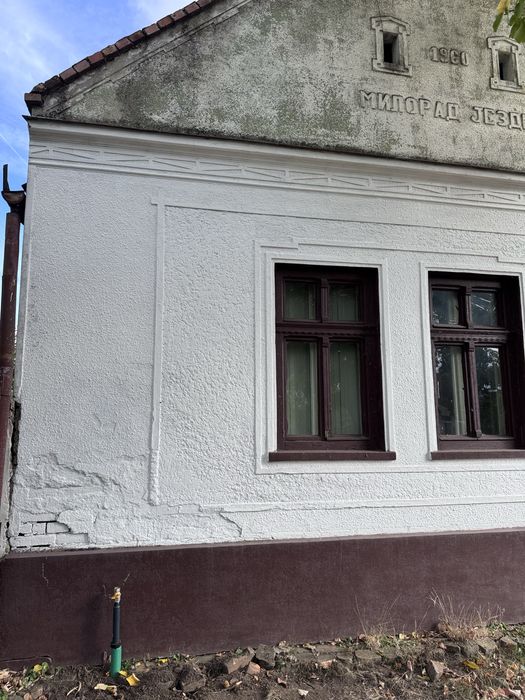 Vand casa cu teren 2877 mp si front stradal 40 m