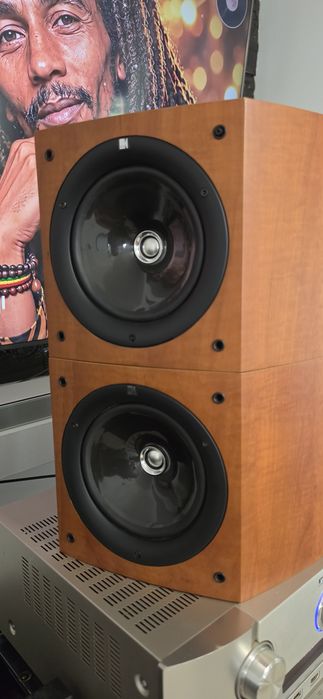 Boxe Kef Q2DS de perete / surround 5 difuzoare Dipol Top