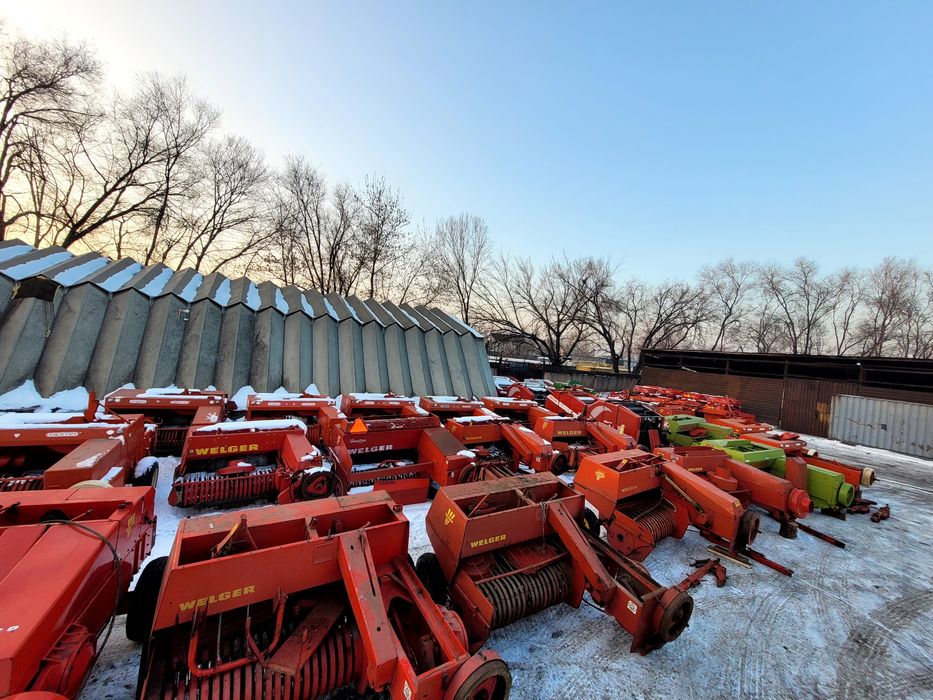 Пресс-подборщики из Европы.
