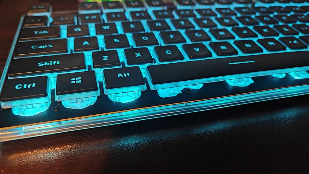 Клавиатура White Shark TACHI