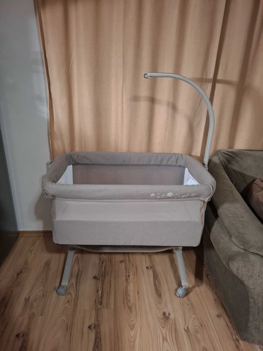 Кошара Cam Cullami next to me.