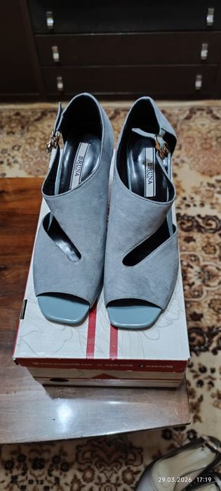 Распродажа Продается Женская обувь