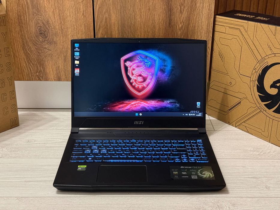 RTX 4050 6gb / Ryzen 7 - 7735hs /512gb /16GB  /15.6 144hz / MSi Bravo