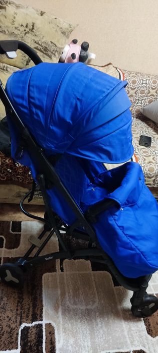 Коляска детская прогулочная