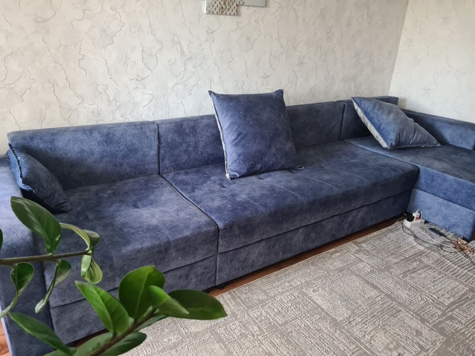 Продам диван 270 тысяч торг