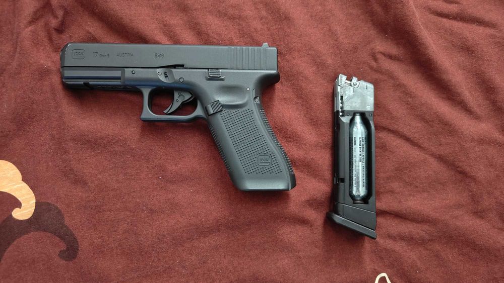 Airgun Glock 17 4.5 cal.