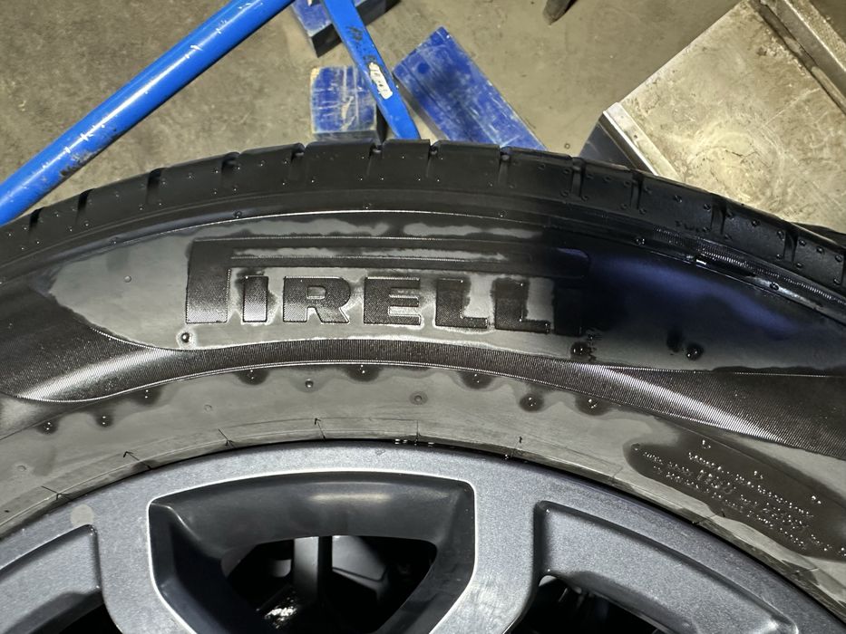 Шины Pirelli 275/55 R20
