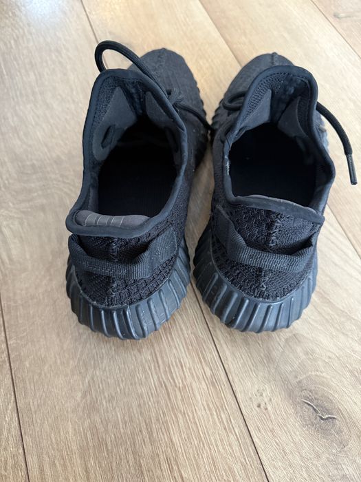 Sneakersi Yeezy  350 originali