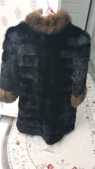 Продам норковую шубу