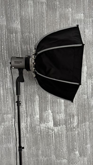Lampa foto-video Neewer 60w, softbox 60 cm, stativ 190 cm