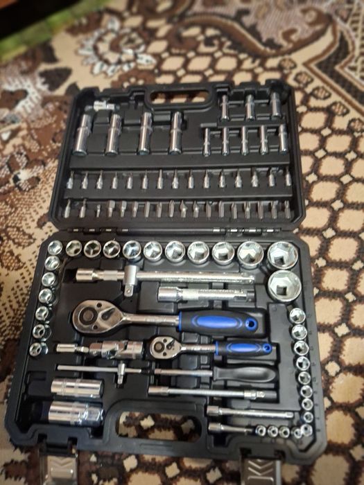 Продам набор инструменты