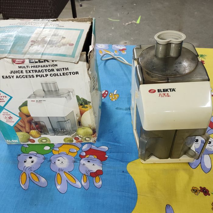 Продам духовку соковыжималка