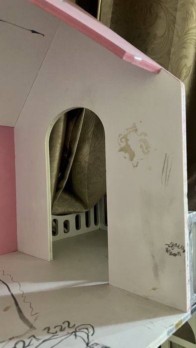 Домик для кукол и игрушек