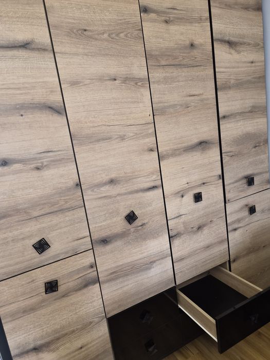 Гардероб като нов