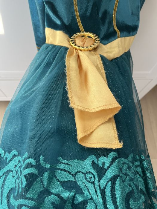 Rochita printesa 4-5 ani, merge si pt 6 ani