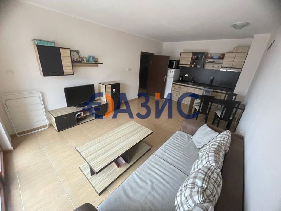 Продава се Двустаен апартамент в с. Равда, Област Бургас - 60 кв.м за 1365 €/кв.м - Снимка #1