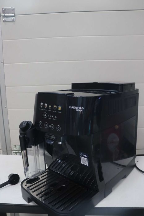 Кафеавтомат Delonghi Magnifica Start ECAM220.91.B с LatteCrema