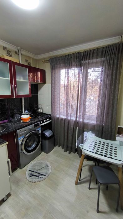 Продаётся 2-комнатная квартира с ремонтом на КАЛДАЯКОВА - ВЕНЕЦИЯ.