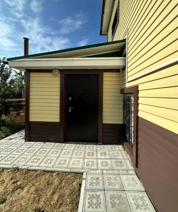 благоустроенный коттедж в черте города