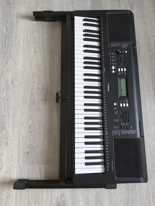 vand orga yamaha psr-E373