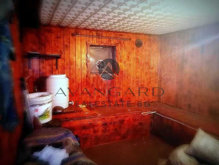 оф.19043 3-стаен РЕАЛНА КВАДРАТУРА Прослав