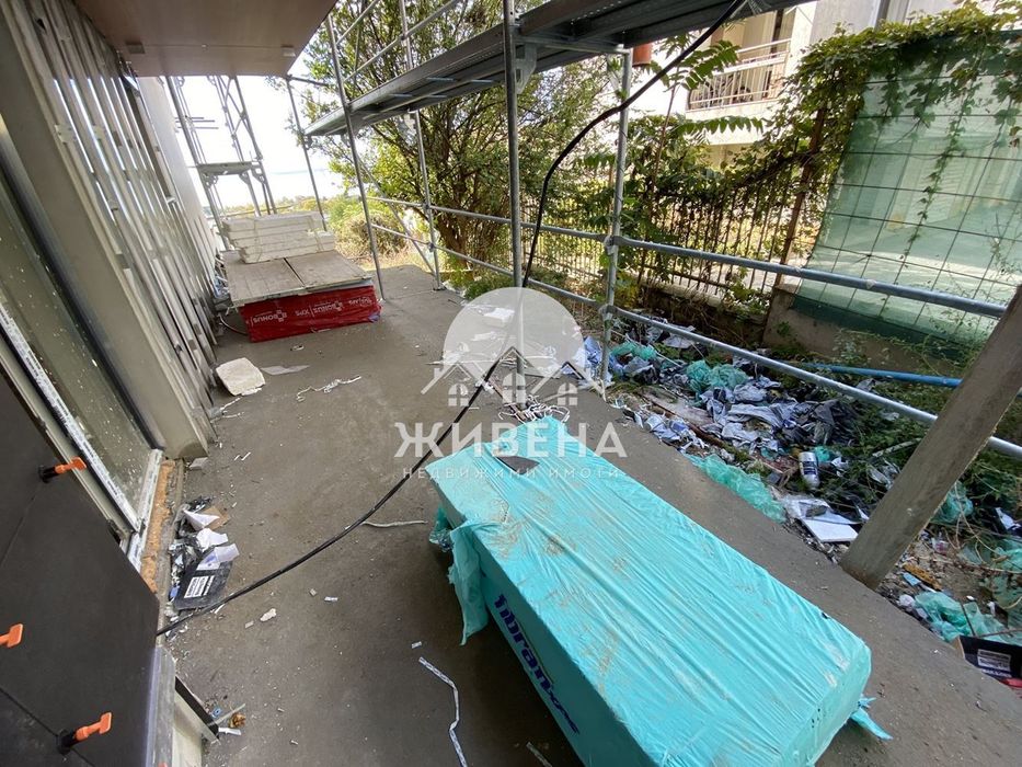 Продава се Двустаен апартамент в Варна, Бриз - 77 кв.м за 2572 €/кв.м - Снимка #11