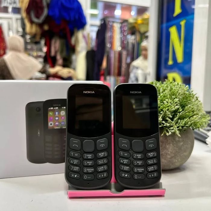 Продам кнопочный Телефон  NOKIA130