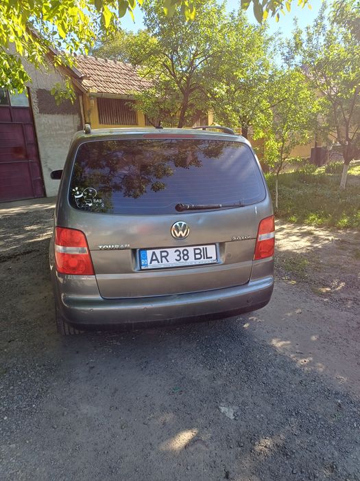 Vand vw toran 7 locuri