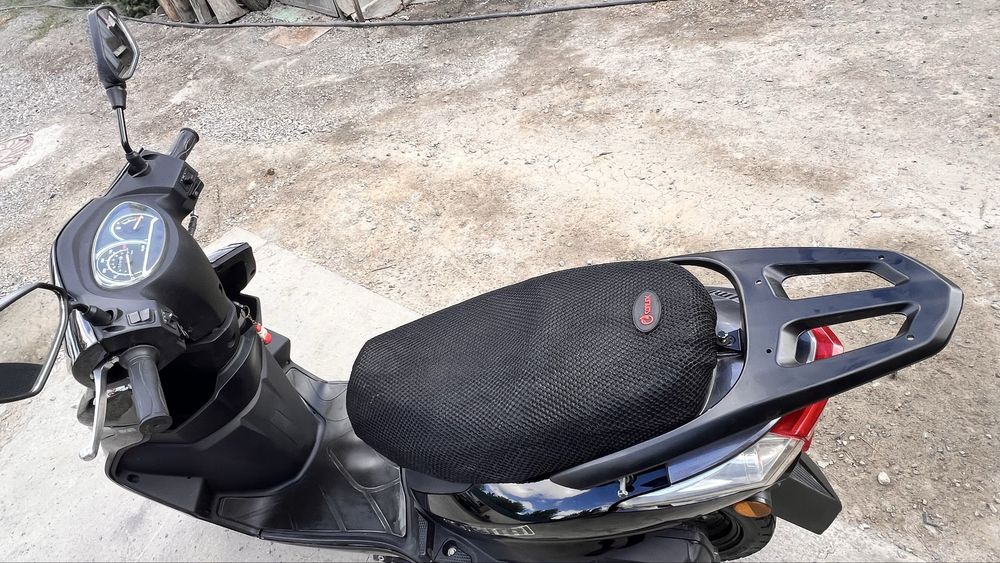 Продам скутер М8