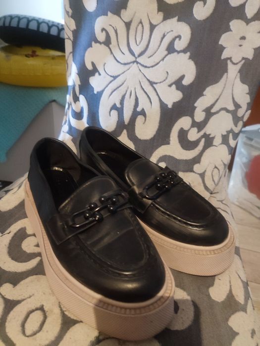 Обувь на 37.5 38 туфли баскони, челси