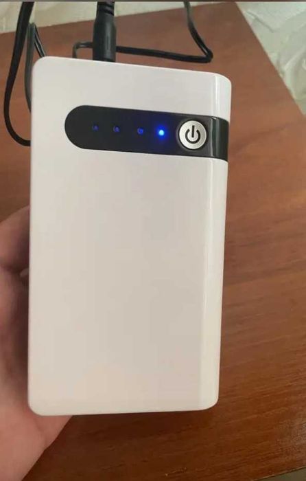 Портативное зарядное устройство для автомобиля