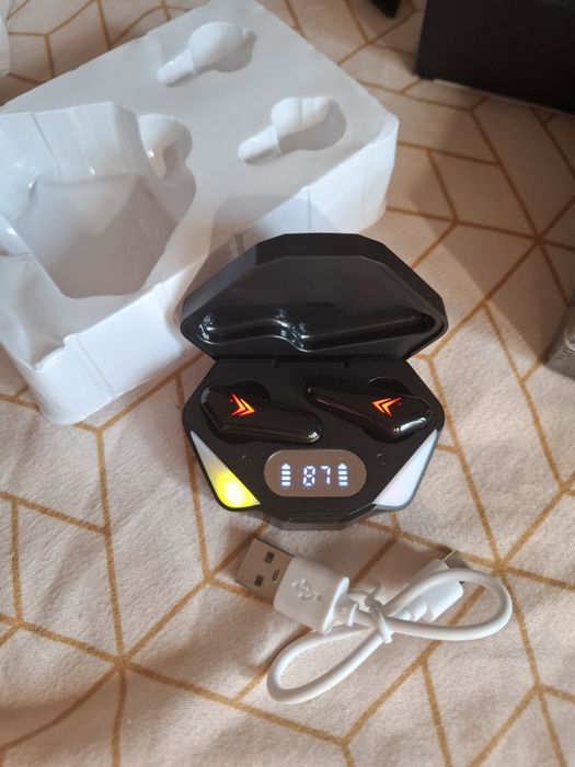 Casti telefon tv  Wireless  diferite  modele