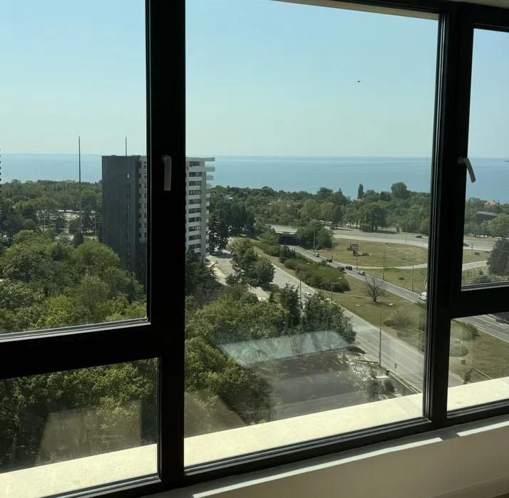 Дава се под наем Двустаен апартамент в Варна, Бриз - 75 кв.м за 1000 € - Снимка #6